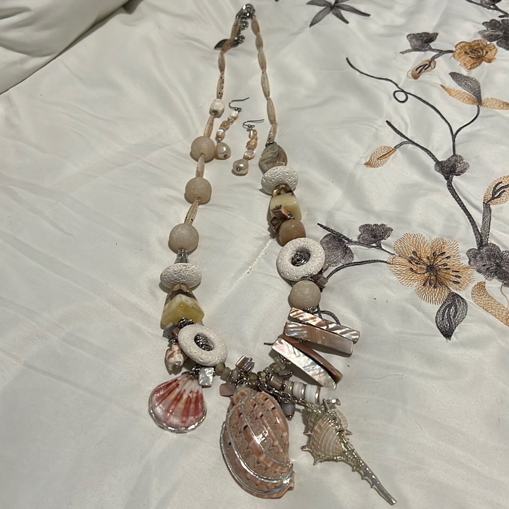 Chico’s 30th anniversary nautical necklace with coordinating earrings
